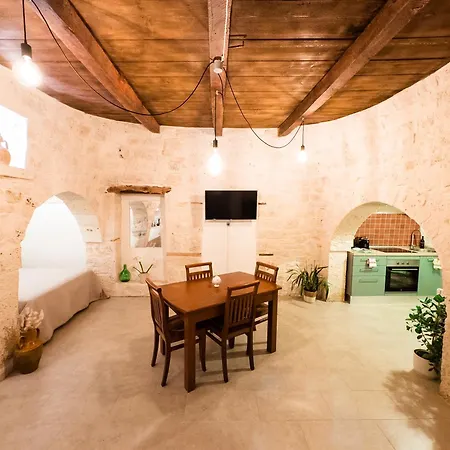 Trulli Le Origini Holiday home Alberobello